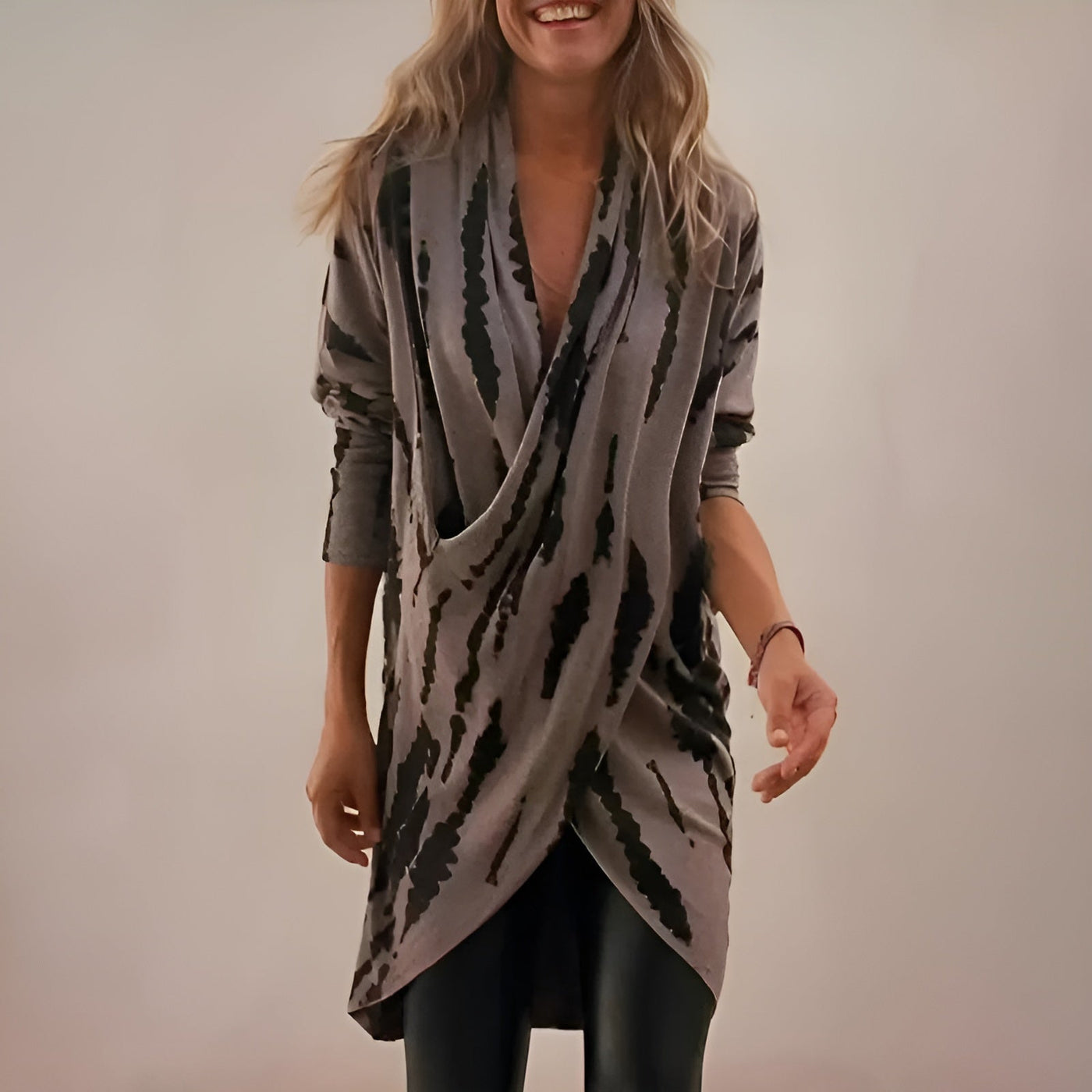 Tahlia™ - Comfortable V-Neck Tunic